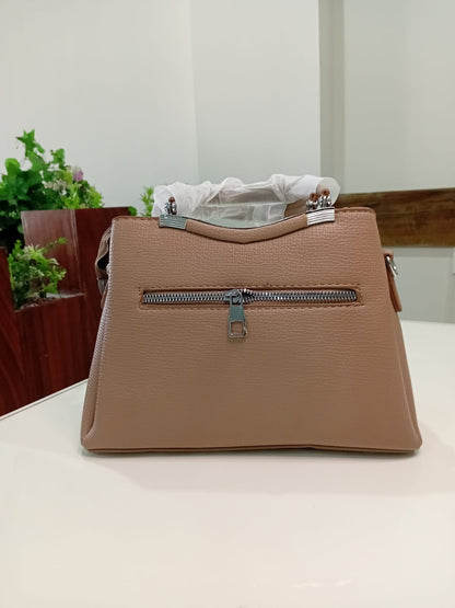 Ban Mei Grand Leather Handbag – Spacious Structured Satchel