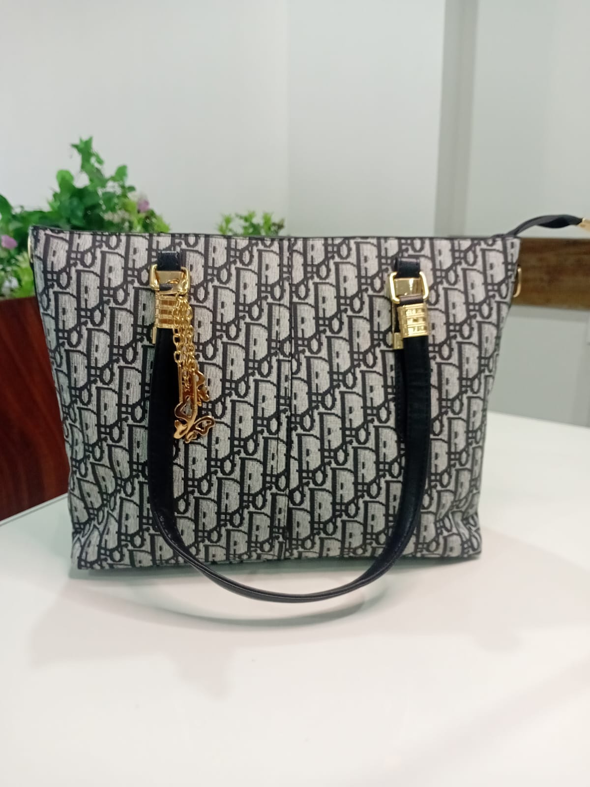 Signature Print Structured Tote