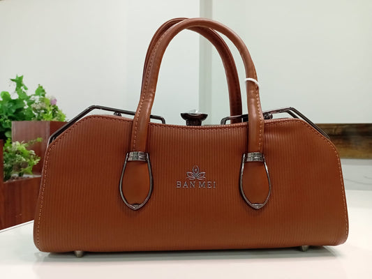 Ban Mei Everyday Top-Handle Handbag – Ribbed Leather Satchel