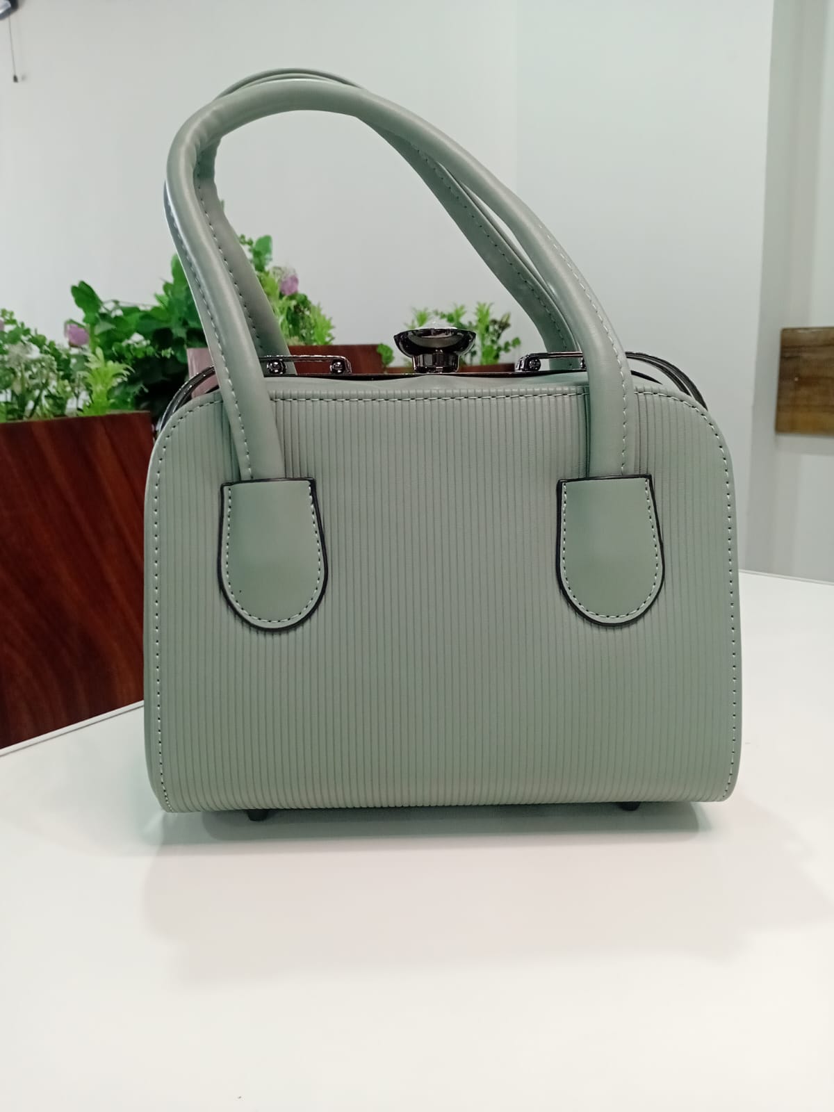 Ban Mei Structured Mini Handbag – Classic Boxy Satchel